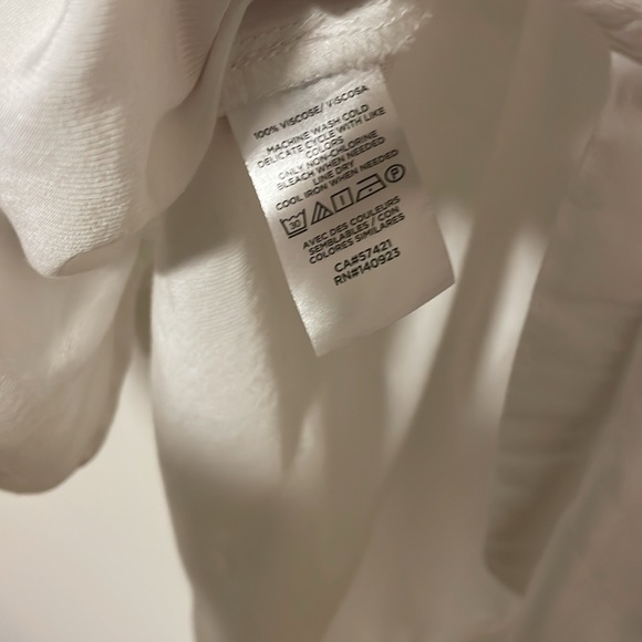 LOFT Size Medium White Button Up Blouse - Picture 4 of 5
